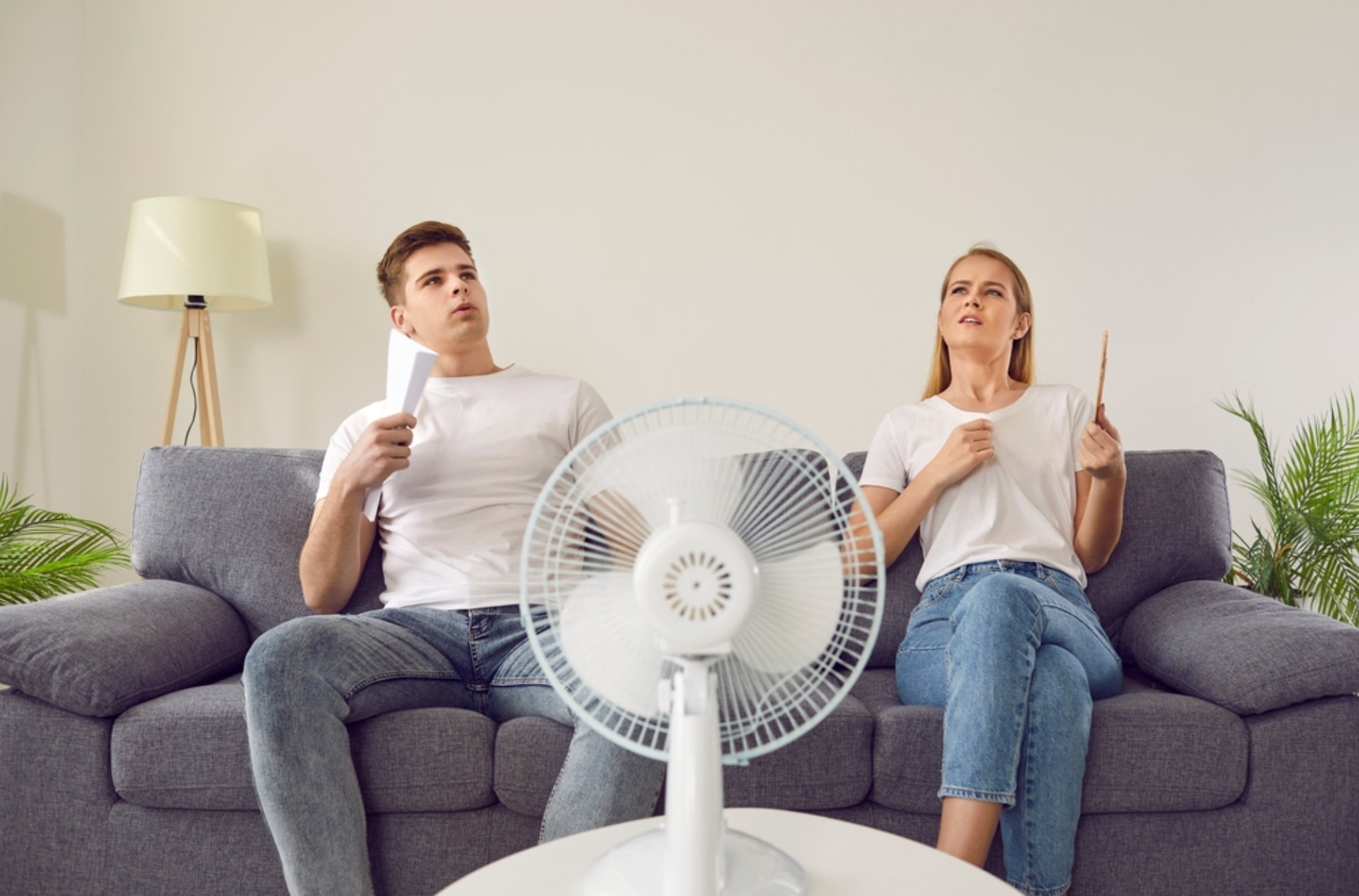 Tips & Tricks To Save Energy During The Summer